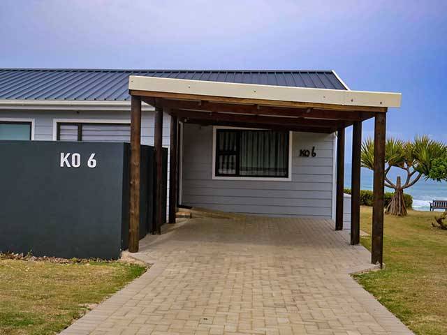 Dwarswegstrandoord strandhuis KO6 01